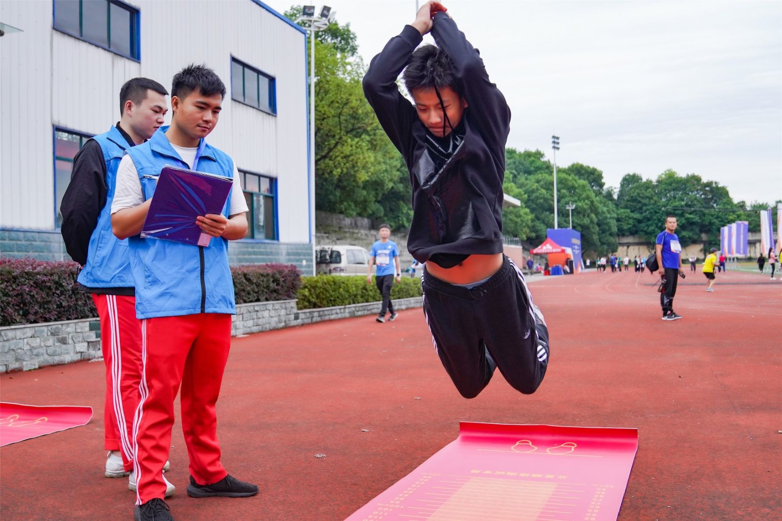 湖南hb火博管理有限公司