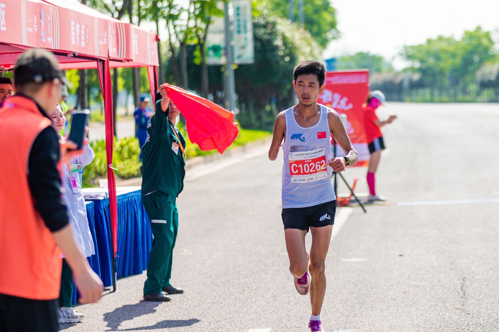 湖南hb火博管理有限公司