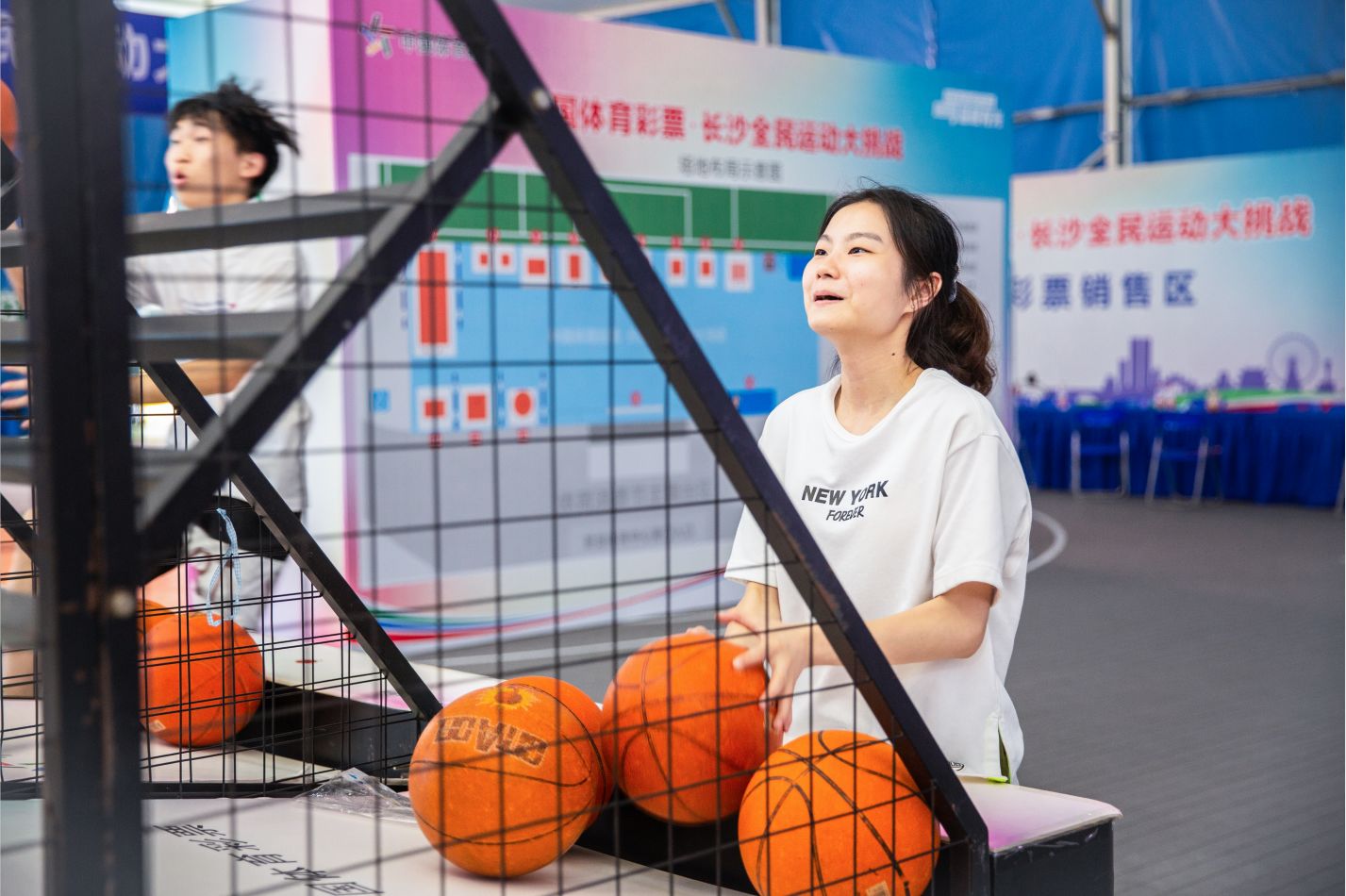 湖南hb火博管理有限公司